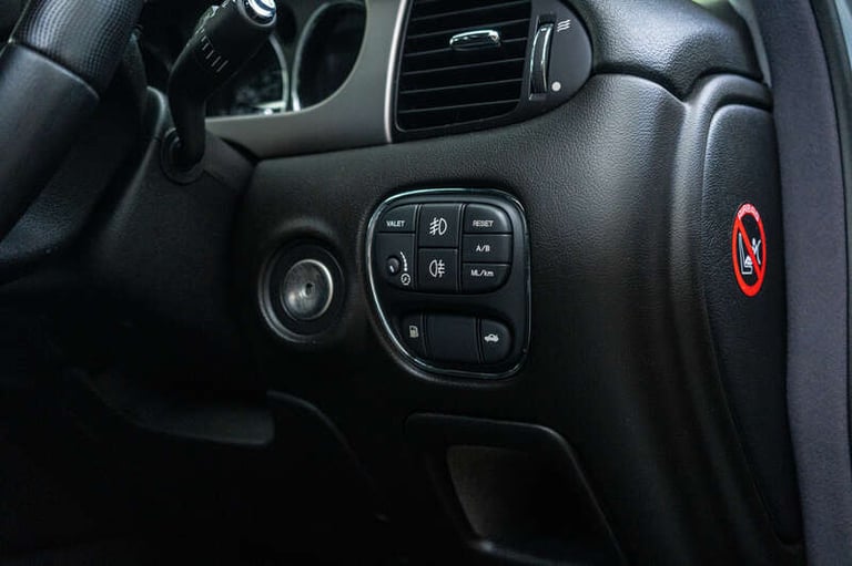 2007 Jaguar XJ XJ 2.7 TDVi Sovereign 4dr Auto SALOON DIESEL Automatic