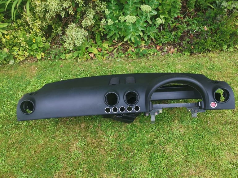 AUDI TT MK1 8N 225 /180 QUATTRO DASHBOARD USED WITH AIRBAG