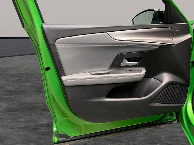 2021 Vauxhall Mokka Electric 50kWh Elite Nav Premium SUV 5dr Electric Auto (136 ps) - REVERSE CAM...