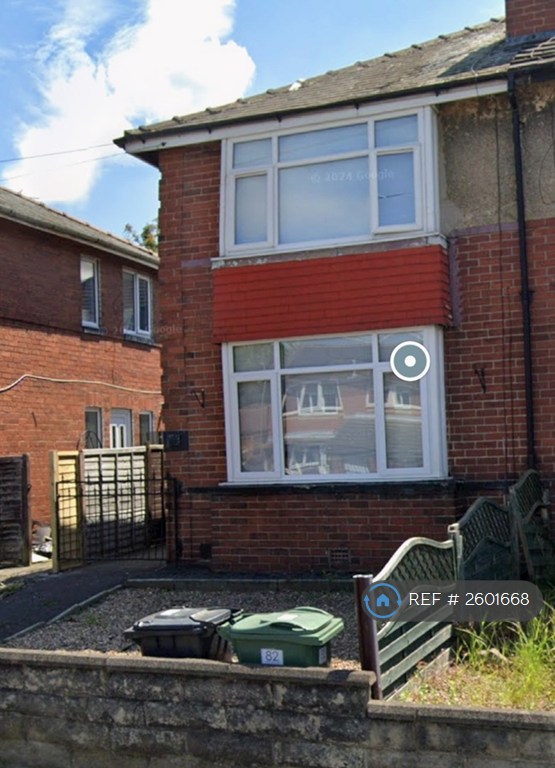 2 bedroom house in Leasowe Road, Leeds, LS10 (2 bed) (#2601668)