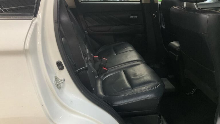 2018 Mitsubishi Outlander 2.0 PHEV GX4hs 5dr Auto ESTATE PETROL/ELECTRIC Automatic