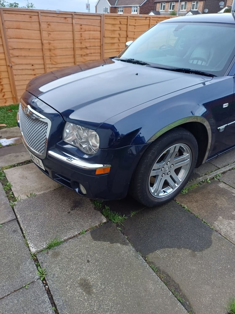 Chrysler 300c spares or repair