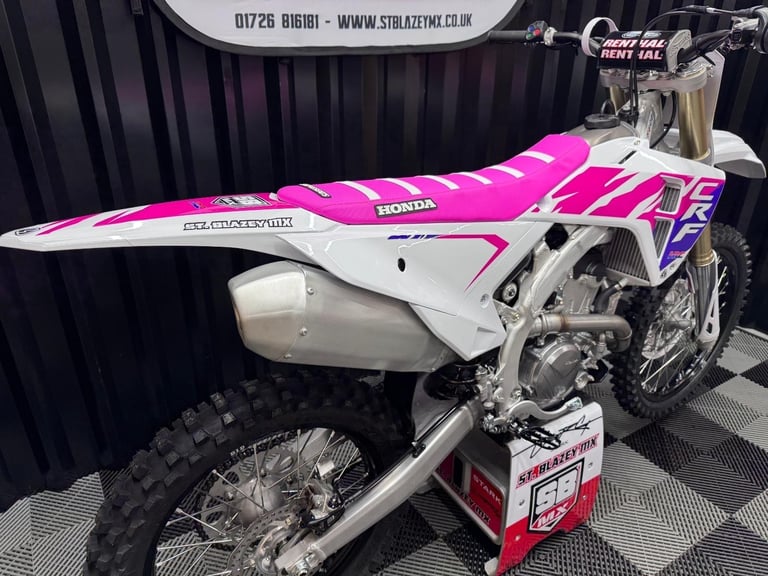 BRAND NEW HONDA CRF 250 RS PINK EDITION MOTO-X BIKE