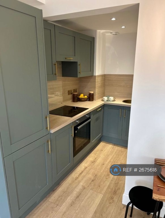 1 bedroom flat in Northfield Place, Aberdeen, AB25 (1 bed) (#2675618)