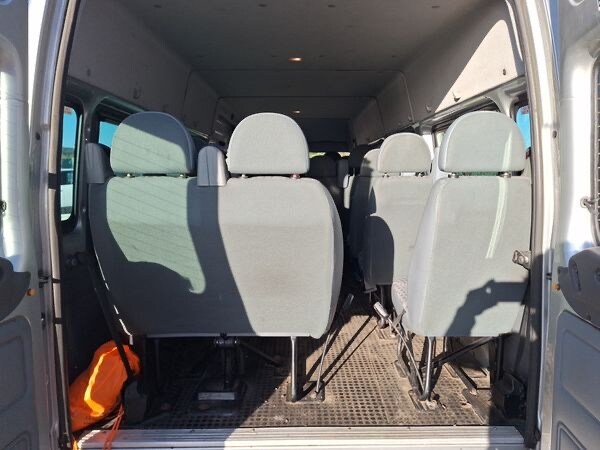 2008 Ford Transit 2.4  Minibus 5dr 17 Seats Diesel Manual RWD L4 H2  Diesel