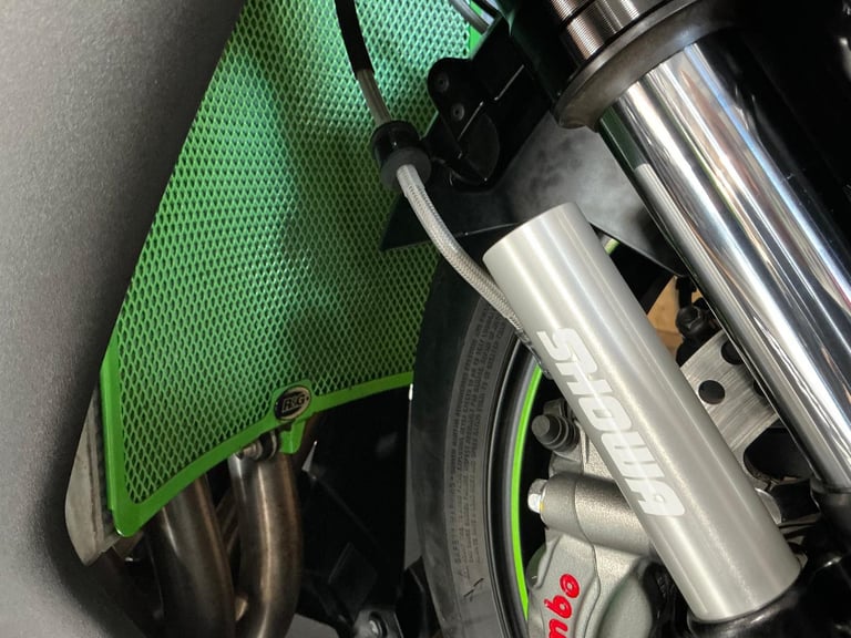 Kawasaki ZX10RR Performance WINTER EDITION 2018 Genuine 202bhp at the Wheel!