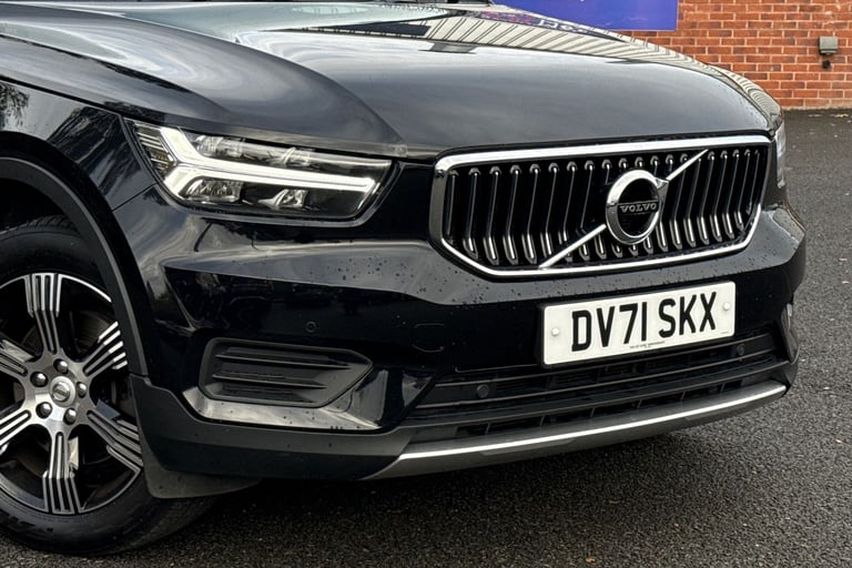 2021 Volvo XC40 2.0 B4 MHEV Inscription Auto AWD Euro 6 (s/s) 5dr SUV PETROL Automatic