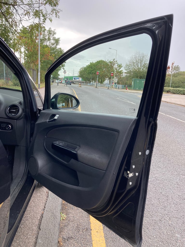Vauxhall, CORSA, Hatchback, 2013, Semi-Auto, A/C, 1.2 petrol, 5 doors, ULEZ