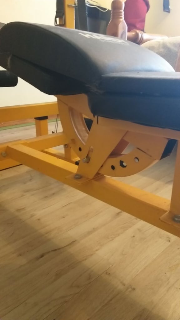 Multigym, solid frame, excellent with accessories 
