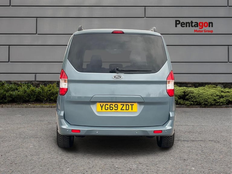  Ford Tourneo Courier 1.0 Ecoboost Titanium MPV 5dr Petrol Manual Euro 6 100 Ps