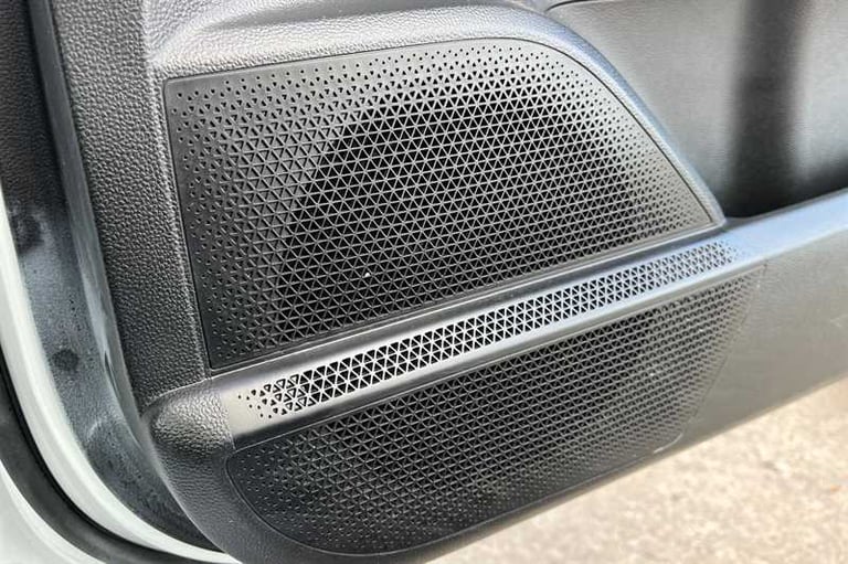 2023 MG MG4 64kWh Trophy Long Range Hatchback 5dr Electric Auto (203 ps) Hatchback Electric Autom...