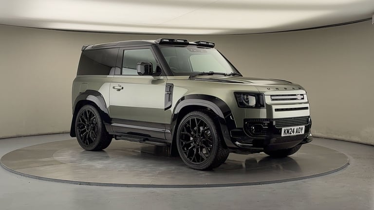 2024 Land Rover Defender 3.0 D300 X-Dynamic HSE 90 3dr Auto ESTATE DIESEL Automatic