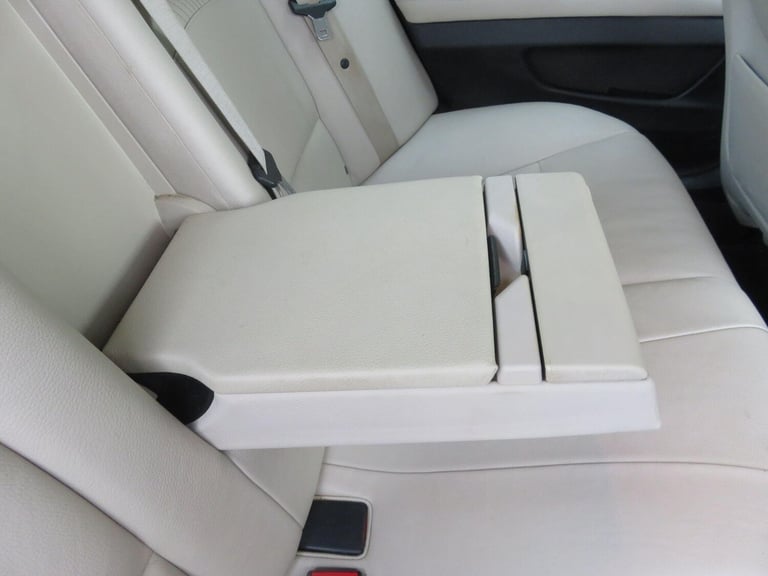 2014 BMW 5 Series 520d M Sport 4dr Step Auto SALOON DIESEL Automatic