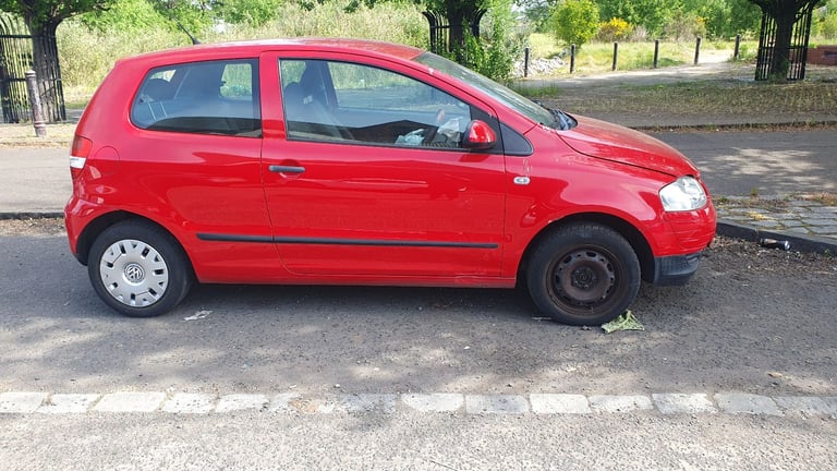 VW FOX BREAKING PARTS SPARES REPAIRS 