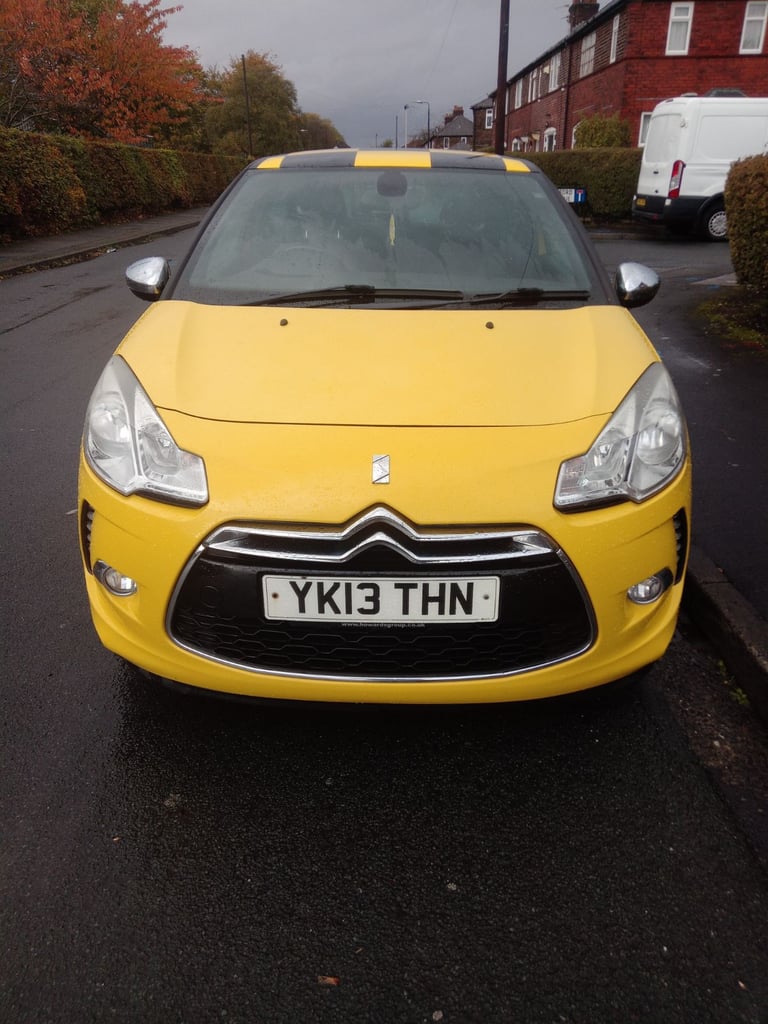 Citroen, DS3, Hatchback, 2013, Manual, 1560 (cc), 3 doors