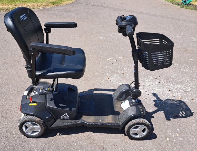 Pride Apex Alumalite, Ultra light Weight CollapsableTransportable Mobility Scooter