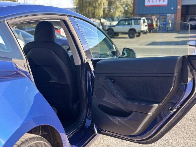 2021 Tesla Model 3 (Dual Motor) Long Range Saloon 4dr Electric Auto 4WDE (346 ps) Saloon Electric...