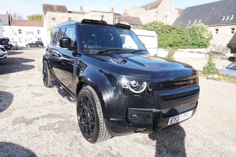2023 Land Rover Defender 3.0 D300 X-Dynamic HSE 110 5dr Auto [7 Seat] ESTATE DIESEL Automatic