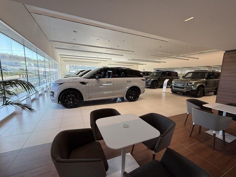 2023 Land Rover Range Rover Sport 3.0 P440e 38.2kWh Dynamic SE SUV 5dr Petrol Plug-in Hybrid Auto...