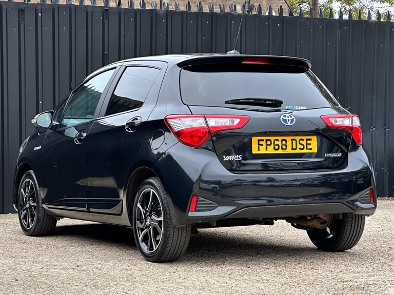 2018 Toyota Yaris 1.5 Hybrid Design 5dr CVT HATCHBACK PETROL/ELECTRIC Automatic