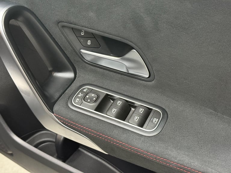 2019 Mercedes-Benz A-Class 1.5 A180d AMG Line (Executive) 7G-DCT Euro 6 (s/s) 5dr HATCHBACK Diese...