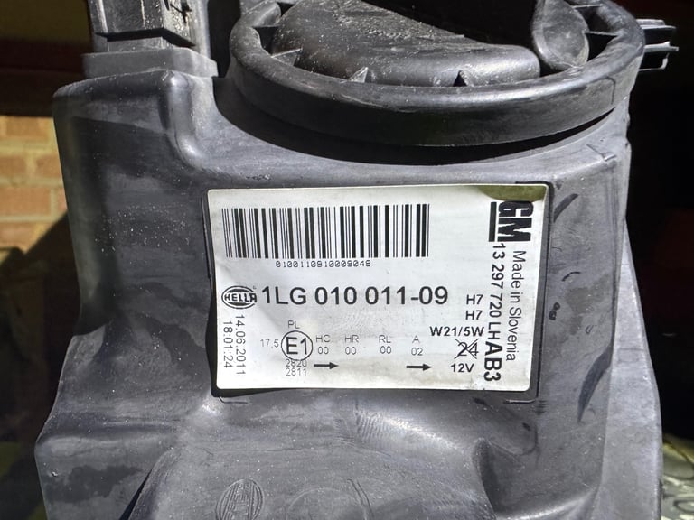 Vauxhall Astra 2011 Front Headlights (Pair) - Good Condition