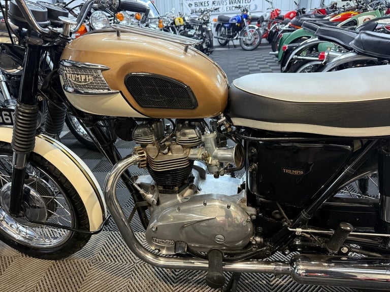 1964 Triumph T120 Bonneville 649cc, lovely useable classic, px welcome 
