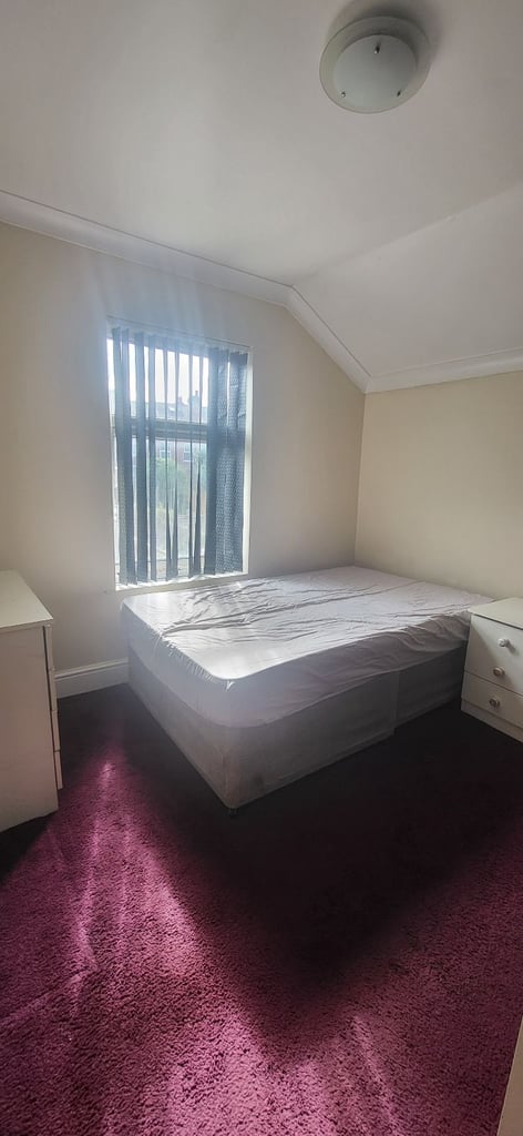 Room to let