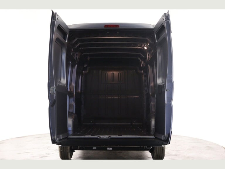2025 Peugeot Boxer 2.2 BlueHDi 140 H2 Van Professional Auto PANEL VAN DIESEL Automatic