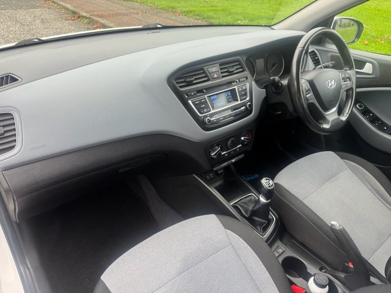 2015 Hyundai i20 1.2 Blue Drive SE Hatchback 5dr Petrol Manual Euro 6 (s/s) (84 ps) Hatchback Pet...