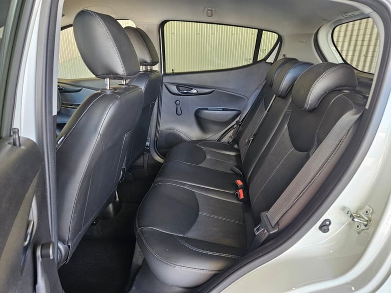 2016 Vauxhall Viva 1.0i SL Hatchback 5dr Petrol Manual Euro 6 (75 ps) Hatchback Petrol Manual