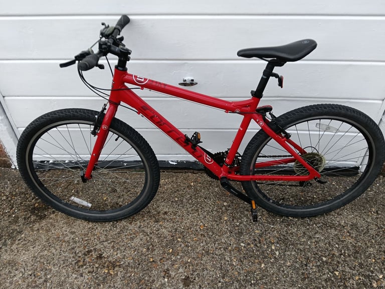 Carrera axle limited edition mountain bike, MUST SELL THIS WEEKEND 👍🚲