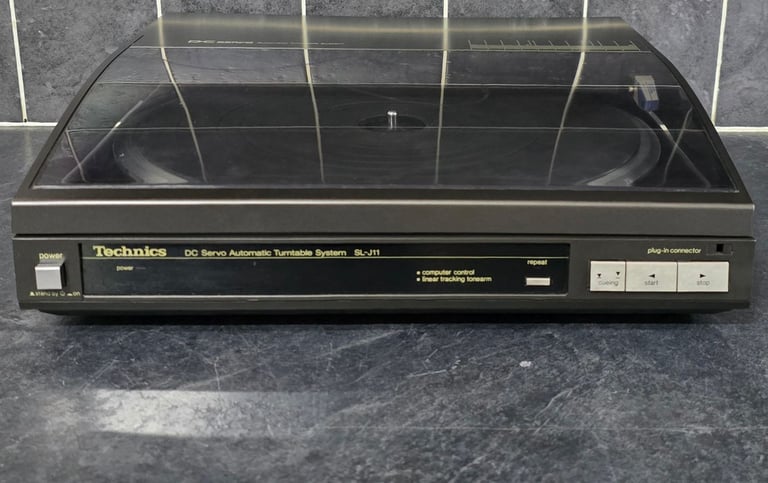 Technics Turntable 