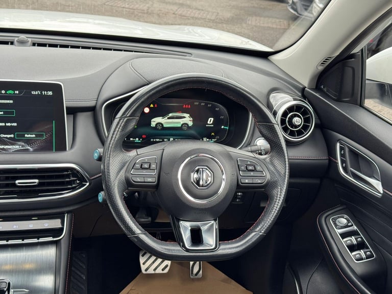 2022 MG MG HS 1.5 T-GDI 16.6kWh Exclusive Auto Euro 6 (s/s) 5dr ESTATE Petrol/Electric Hybrid Aut...