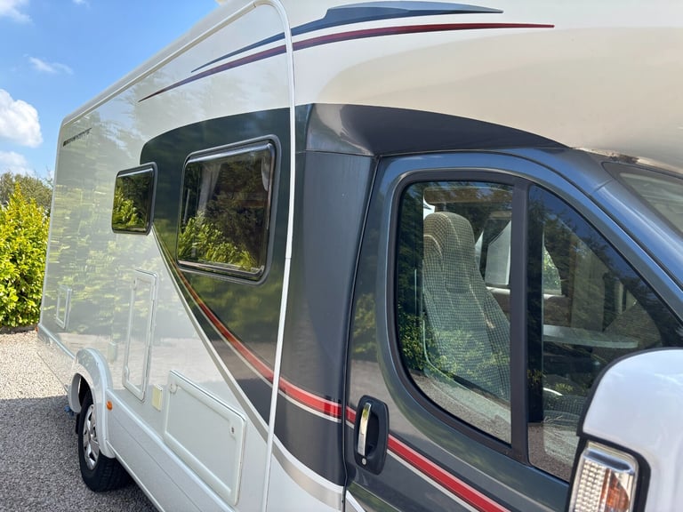 Auto Trail Tracker FB Motorhome. Fiat Ducato 150 BHP