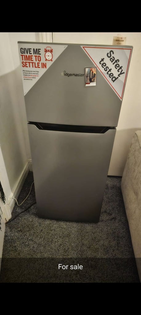 Fridge freezer 