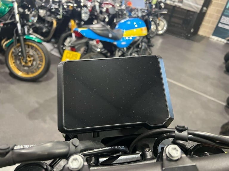 2025 Husqvarna Street VITPILEN 801 yellow 6 Speed