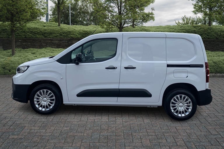 2025 Toyota ProAce 1.5D 100 Icon Van PANEL VAN DIESEL Manual
