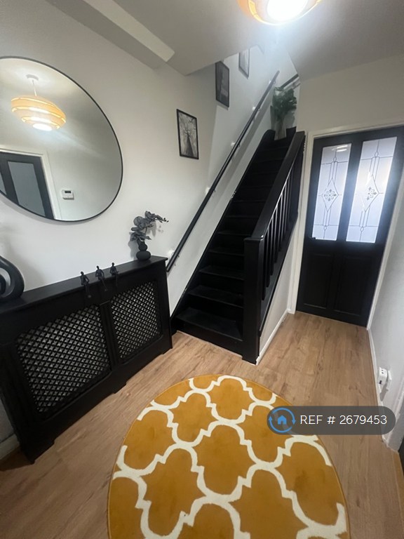 3 bedroom flat in Plumley Road, Handforth, Wilmslow, SK9 (3 bed) (#2679453)