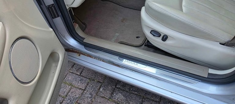 Jaguar V6 X-TYPE, Saloon (2001) for sale! 2 Keys! 