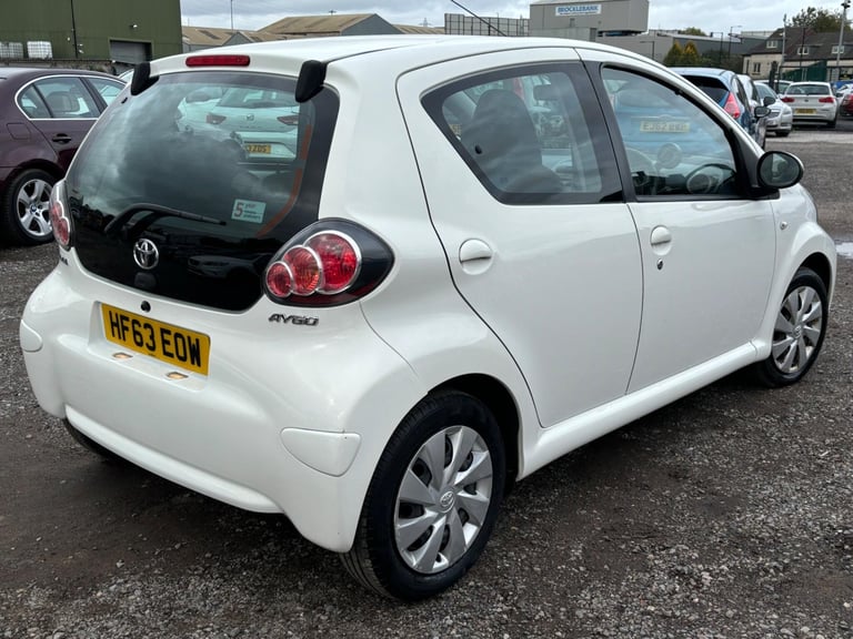 2013 Toyota AYGO 1.0 VVT-i Move 5dr HATCHBACK PETROL Manual