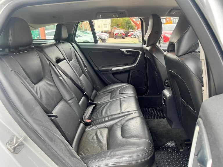 2013 Volvo V60 2.0 D3 SE Lux Euro 5 (s/s) 5dr ESTATE Diesel Manual