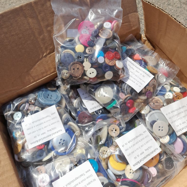 NEW Box Mixed Craft Buttons [2KG] RRP £139.80