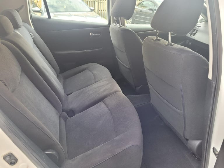 2016 Nissan Leaf 24kWh Acenta Hatchback 5dr Electric Auto (109 bhp) HATCHBACK Electric Automatic