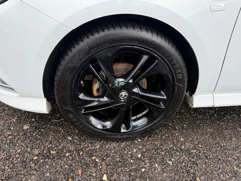 2015 Vauxhall Corsa 1.4 Limited Edition 3dr HATCHBACK Petrol Manual