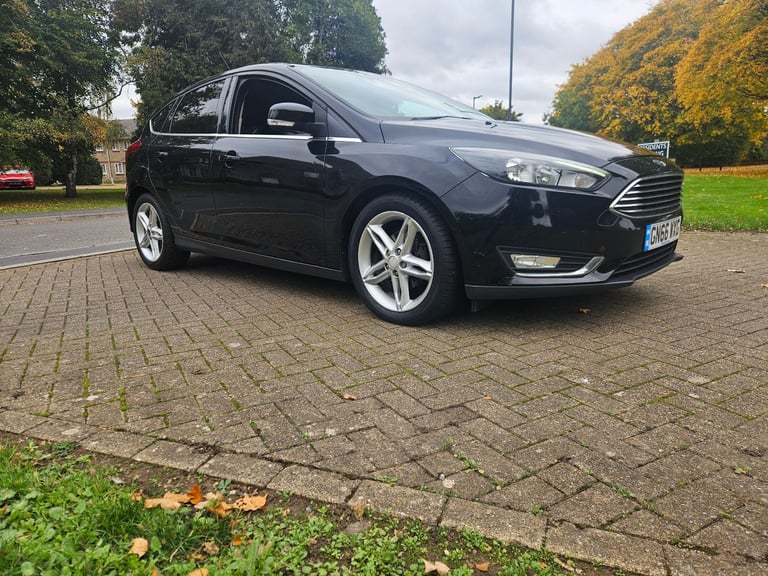 Ford focus 1.0 t TITANIUM X  66 REG ULEZ £30 AYEAR TAX CAMBELT REPLACED 