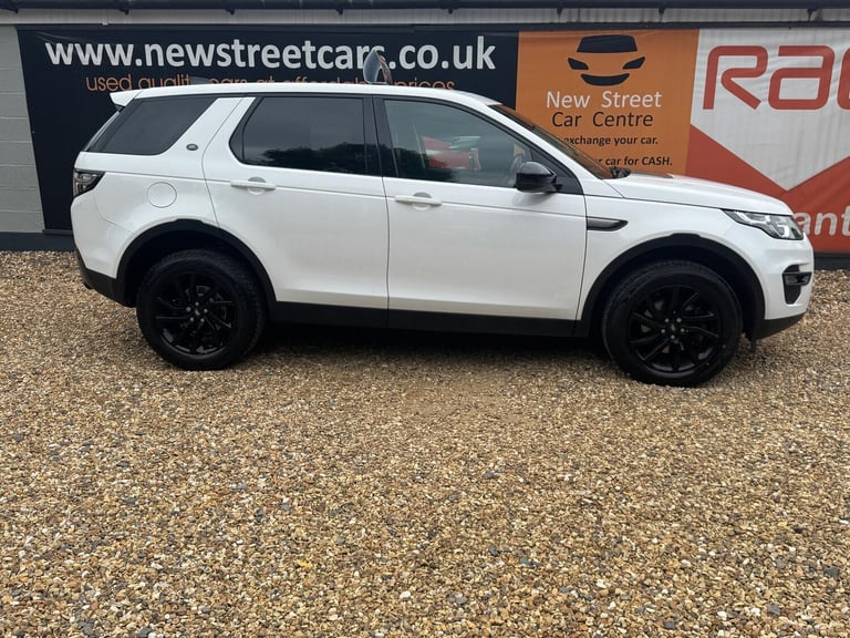 2017 Land Rover Discovery Sport 2.0 TD4 SE Tech 4WD Euro 6 (s/s) 5dr ESTATE Diesel Manual