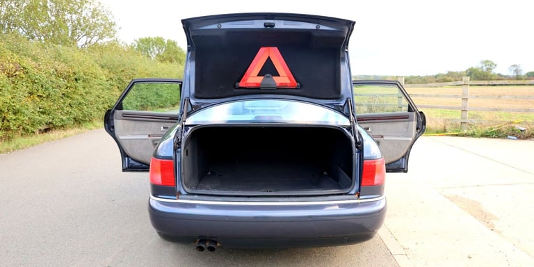 Audi A8, 2.8 Quattro, D2, Final Edition.