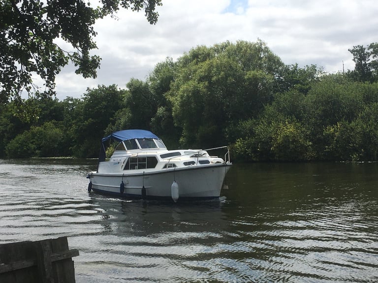 Ocean 30 Diesel shaft drive, River cruiser, Boat