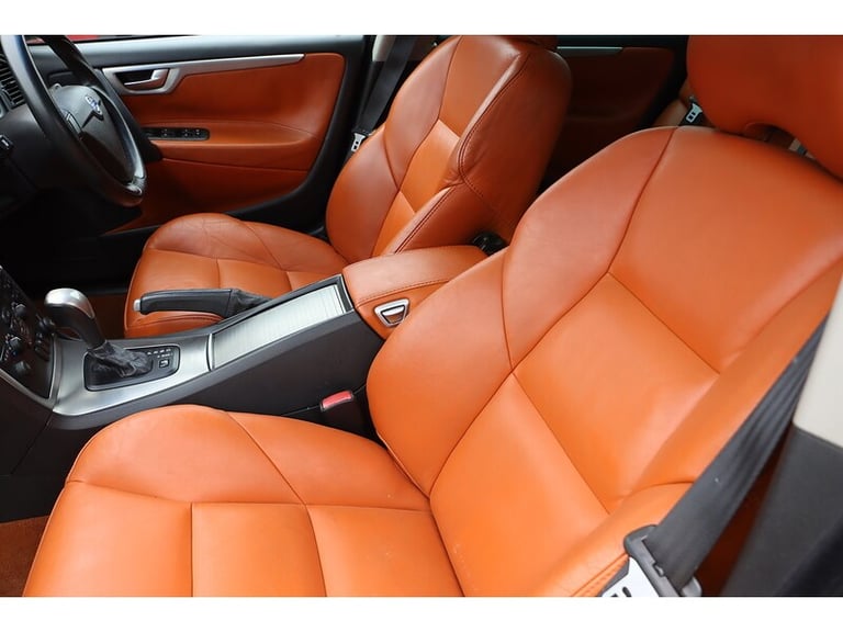 2025 Volvo V70 2.5T SE 5dr Geartronic [RTI NAV] Estate PETROL Automatic